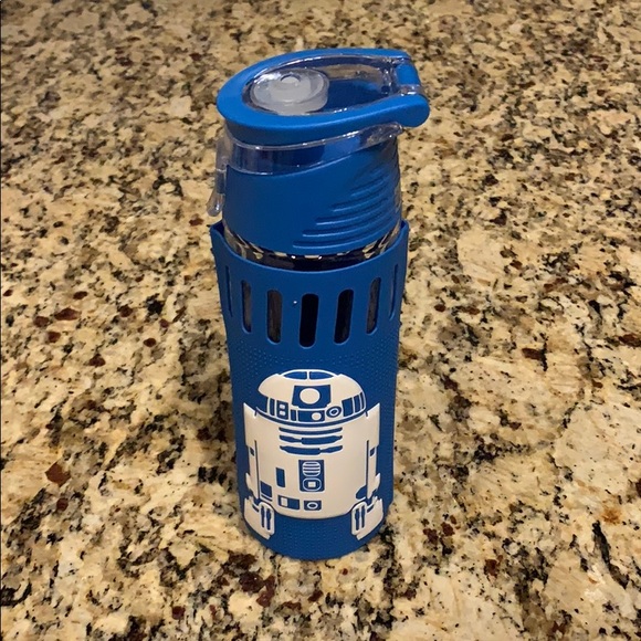 NWT R2D2 flip top water bottle - Picture 2 of 3